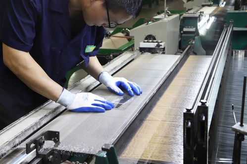 一網(wǎng)情深 安平絲網(wǎng)產(chǎn)業(yè)向新向強(qiáng)，信息技術(shù)咨詢服務(wù)注入無限活力