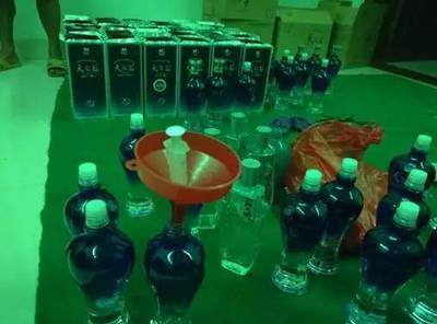 泰州市打擊制售假劣酒類產(chǎn)品專項(xiàng)行動(dòng)成效顯著，為酒類經(jīng)營敲響警鐘